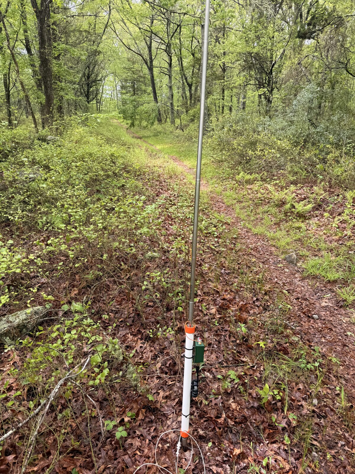 KJ6ER Challenger antenna set up along the trail at Woody Hill Wildlife Management Area