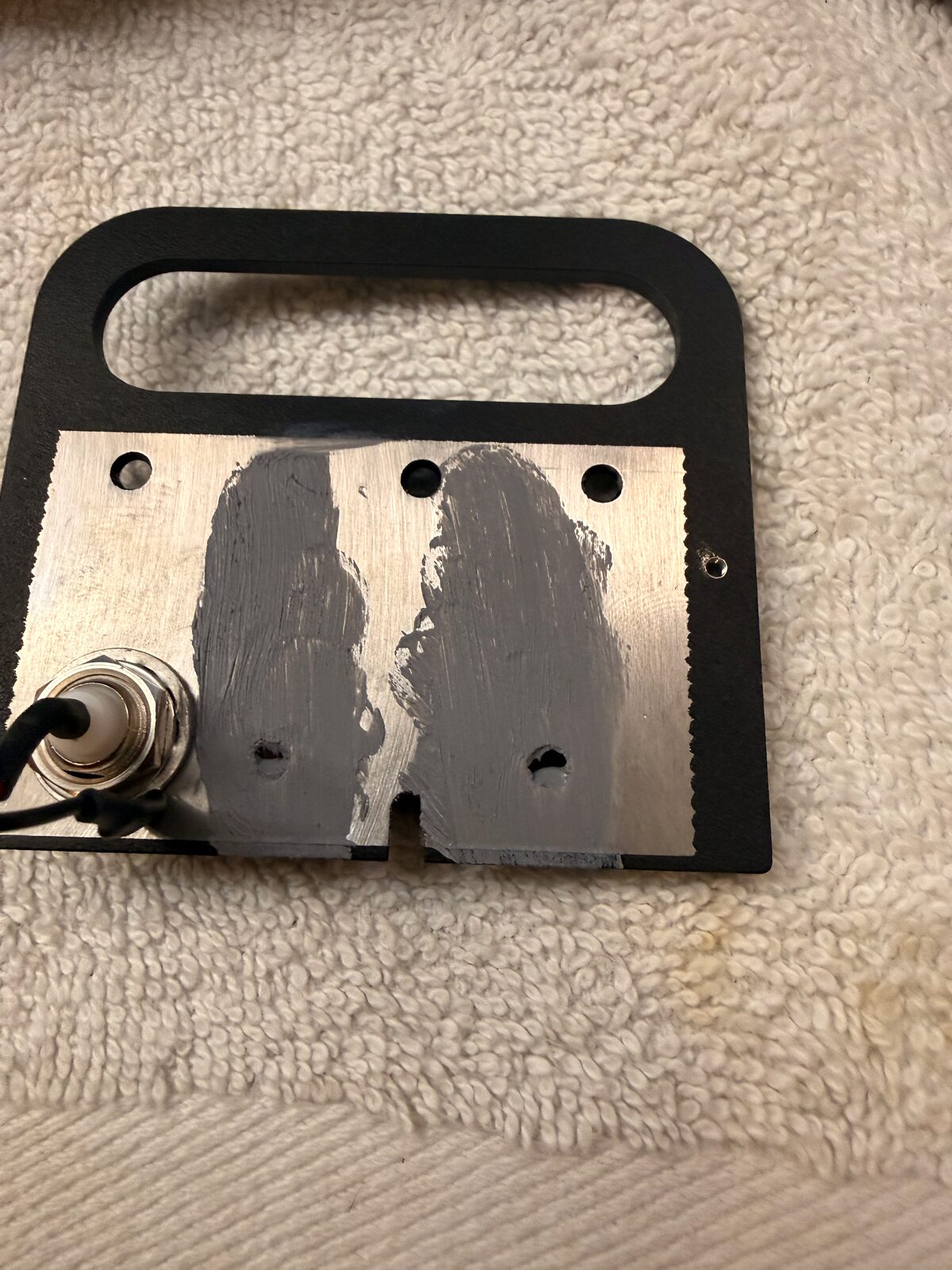 Thermal compound and pads transferred onto the replacement KX2 side plate